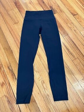 Wunder Train High Rise Tight 25” NAVY 4 LIKE NEW
